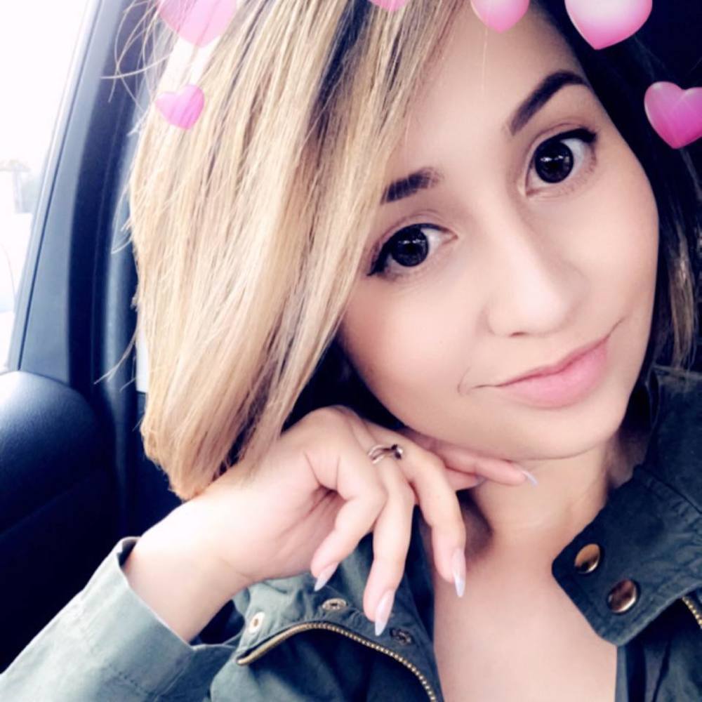 Meet your Posher, Victoria